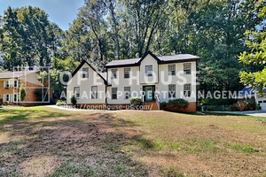 houses for rent in Lilburn