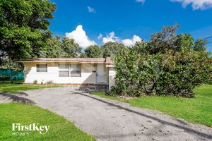 houses for rent in Plantation
