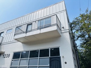 2 Bedroom Condo – 1239 Allene Ave SW, Atlanta, GA 30310