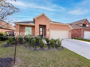 3 Bedroom House – 2819 Blossom Crest Way League City, TX 77573