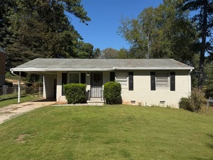3 Bedroom House – 3459 Fairlane Dr NW, Atlanta, GA 30331