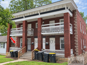 Apartment for rent at 3921 Norledge Ave #1E, Kansas City, MO 64123