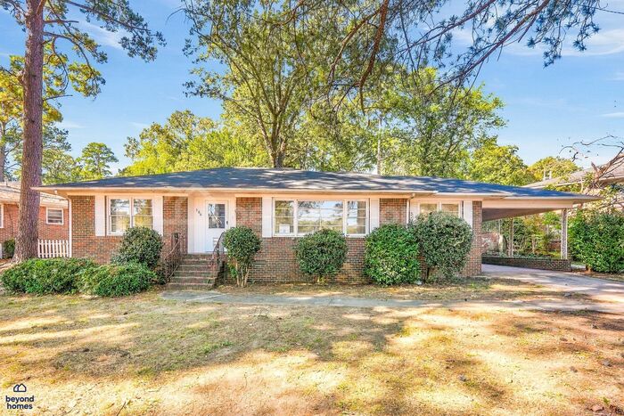 300 Ridgewood Ave, Fairfield, AL 35064